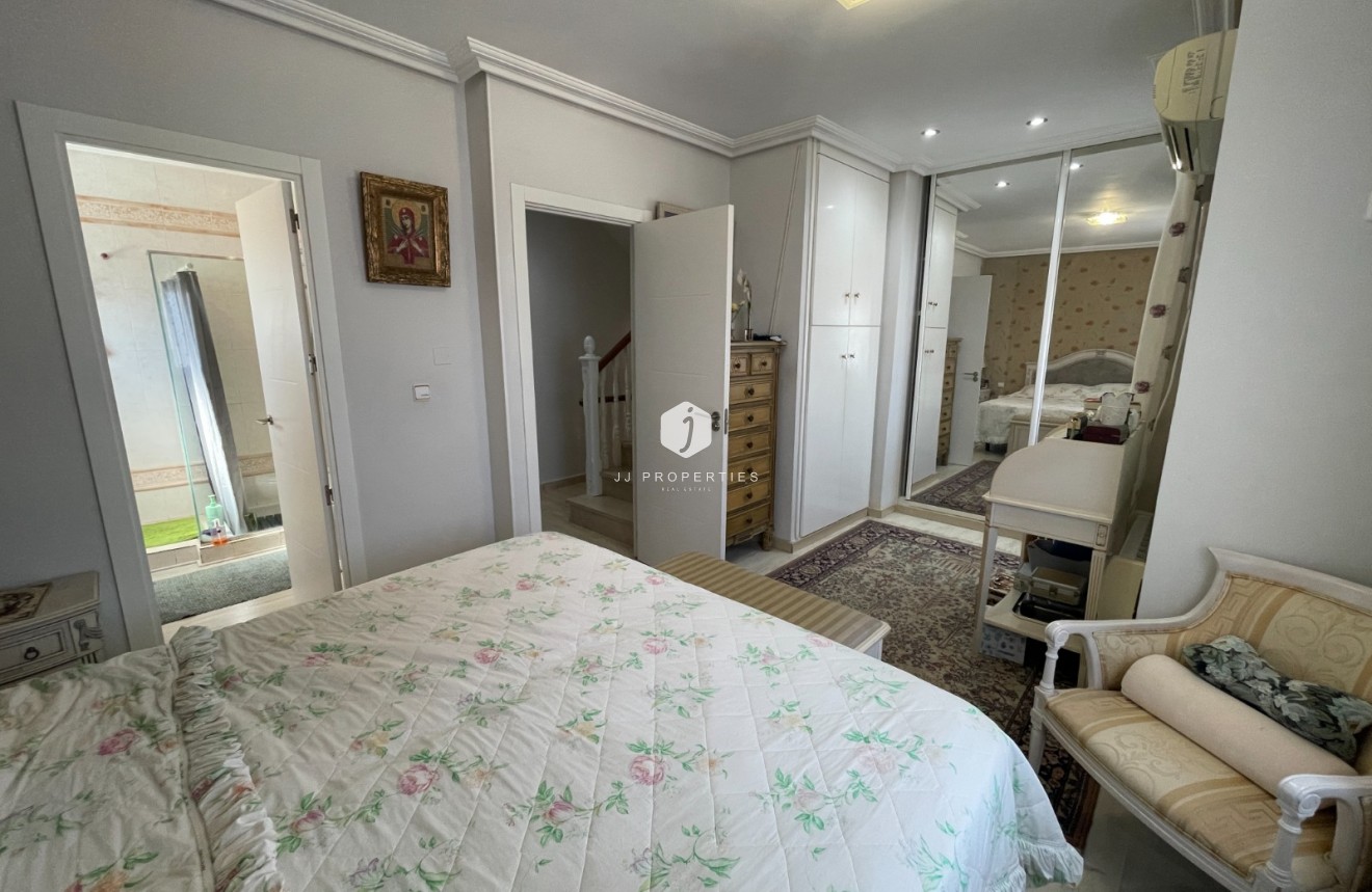 Resale - Villa -
Guardamar del Segura - Costa Blanca