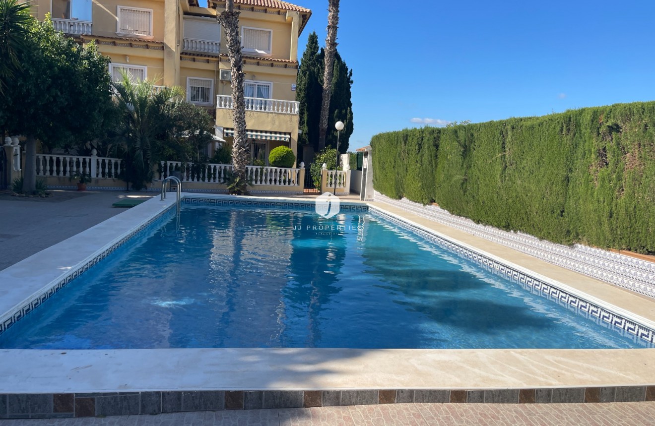 Resale - Villa -
Guardamar del Segura - Costa Blanca