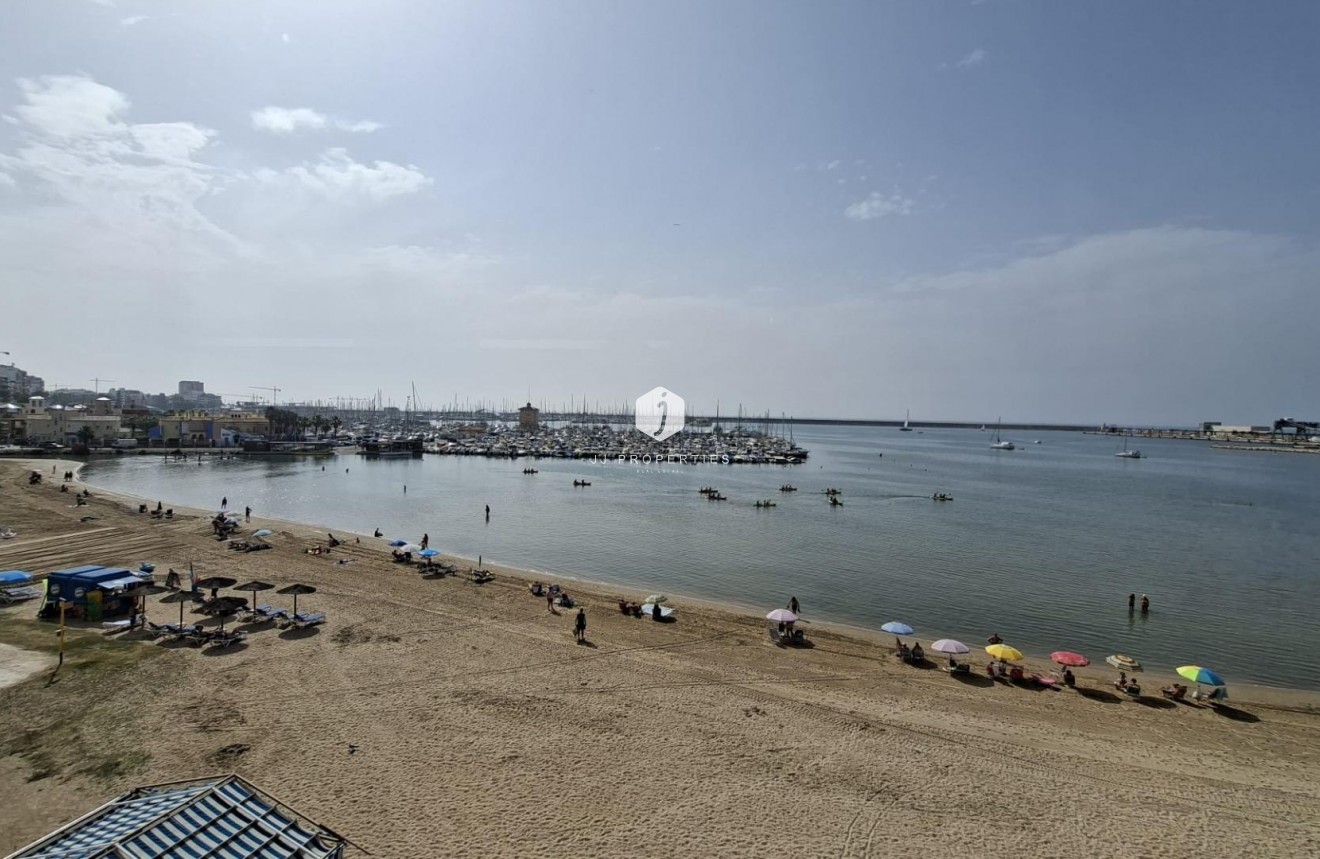 Resale - Apartment / flat -
Torrevieja - Acequion