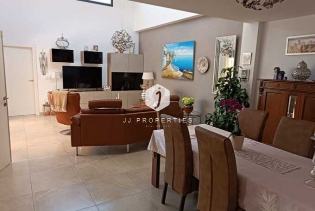 Resale - Villa -
Daya Nueva - Costa Blanca