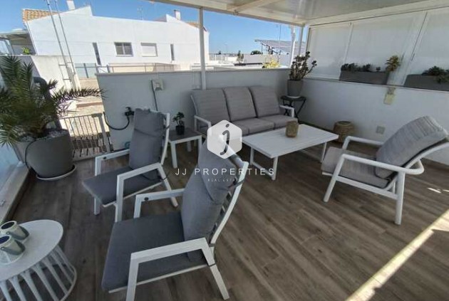 Resale - Villa -
Daya Nueva - Costa Blanca