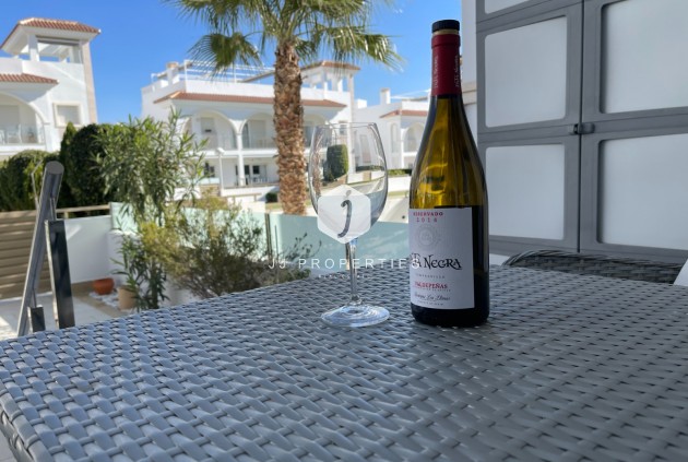 Resale - Apartment / flat -
Rojales - Inland