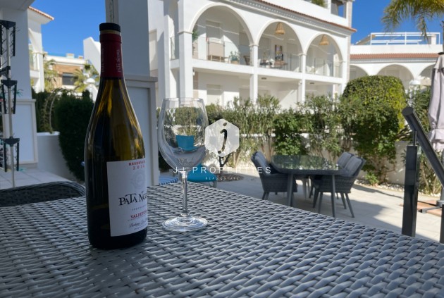Resale - Apartment / flat -
Rojales - Inland