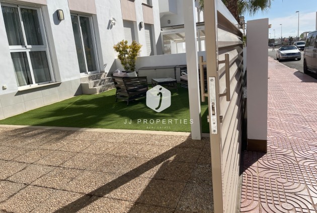 Resale - Apartment / flat -
Rojales - Inland