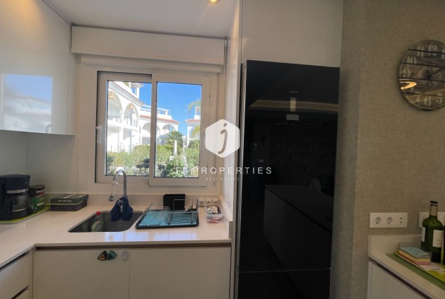 Resale - Apartment / flat -
Rojales - Inland