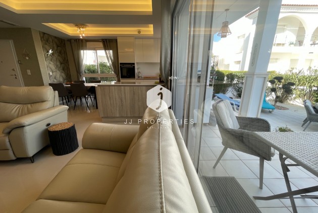 Resale - Apartment / flat -
Rojales - Inland