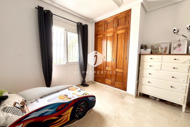 Resale - Villa -
San Miguel de Salinas - Inland