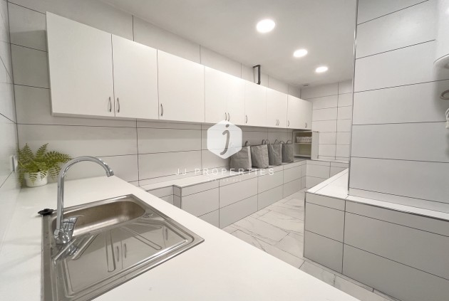 Resale - Villa -
San Miguel de Salinas - Inland