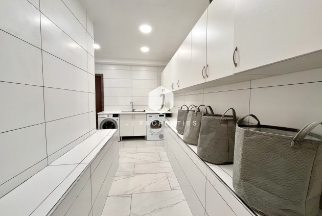 Resale - Villa -
San Miguel de Salinas - Inland
