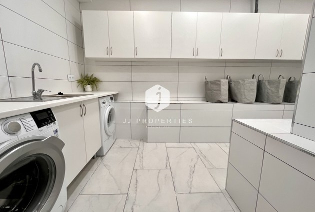 Resale - Villa -
San Miguel de Salinas - Inland