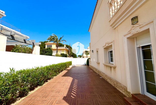 Resale - Villa -
Cabo Roig - Costa Blanca