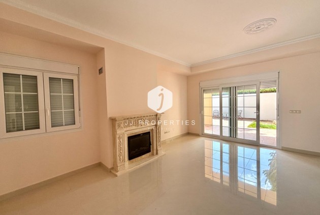 Resale - Villa -
Cabo Roig - Costa Blanca
