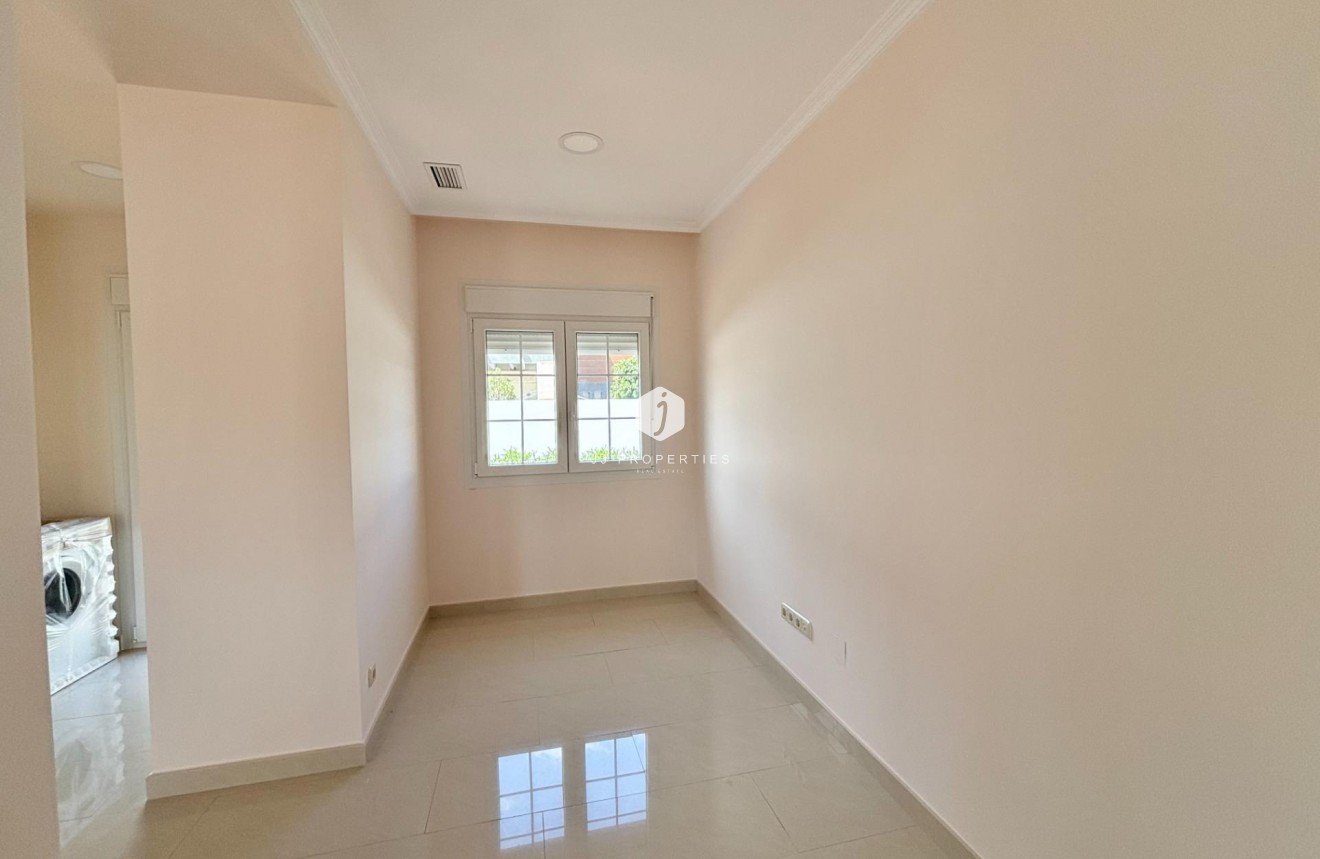 Resale - Villa -
Cabo Roig - Costa Blanca