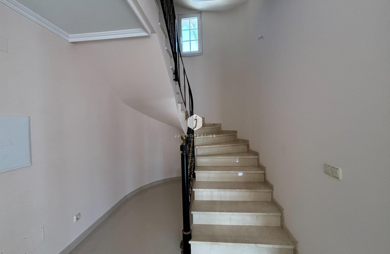 Resale - Villa -
Cabo Roig - Costa Blanca
