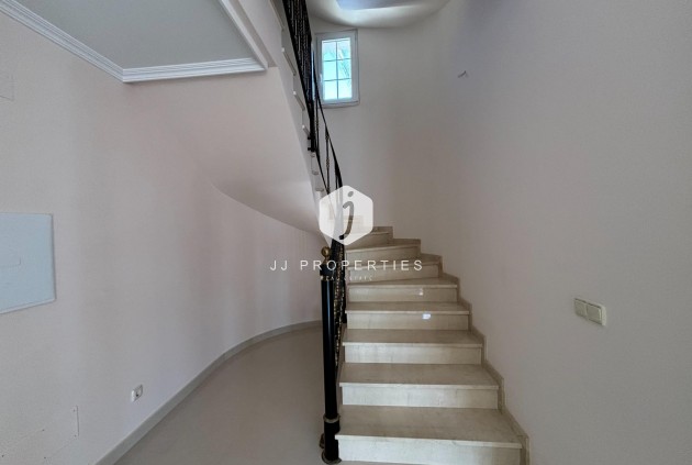 Resale - Villa -
Cabo Roig - Costa Blanca