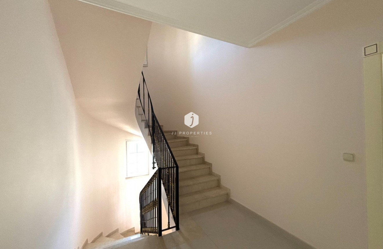 Resale - Villa -
Cabo Roig - Costa Blanca