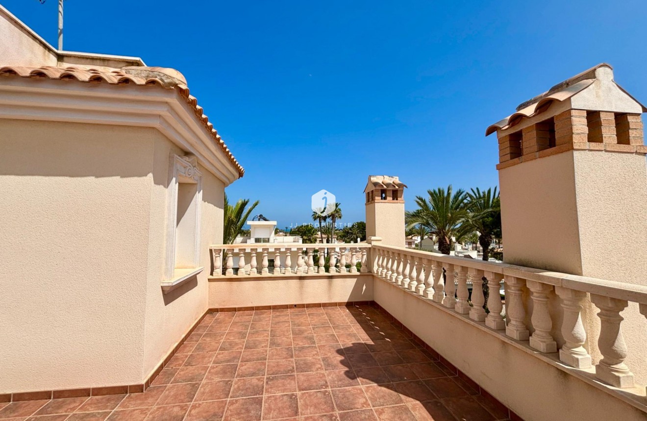 Resale - Villa -
Cabo Roig - Costa Blanca