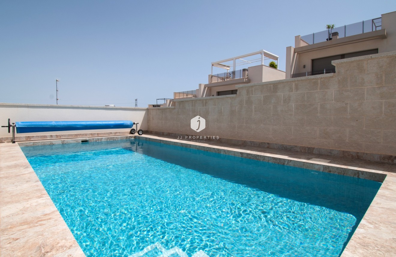 Resale - Villa -
Orihuela Costa - Costa Blanca