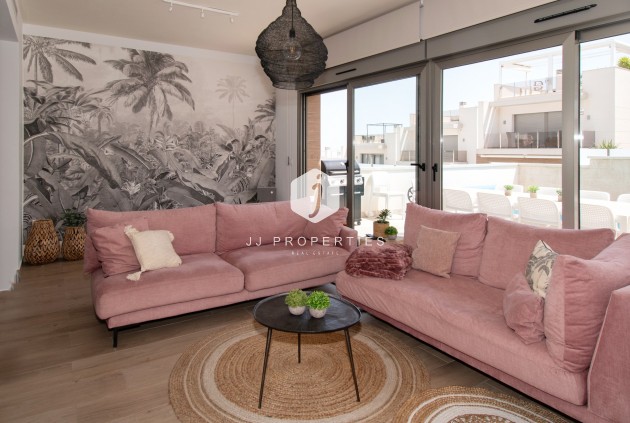 Resale - Villa -
Orihuela Costa - Costa Blanca