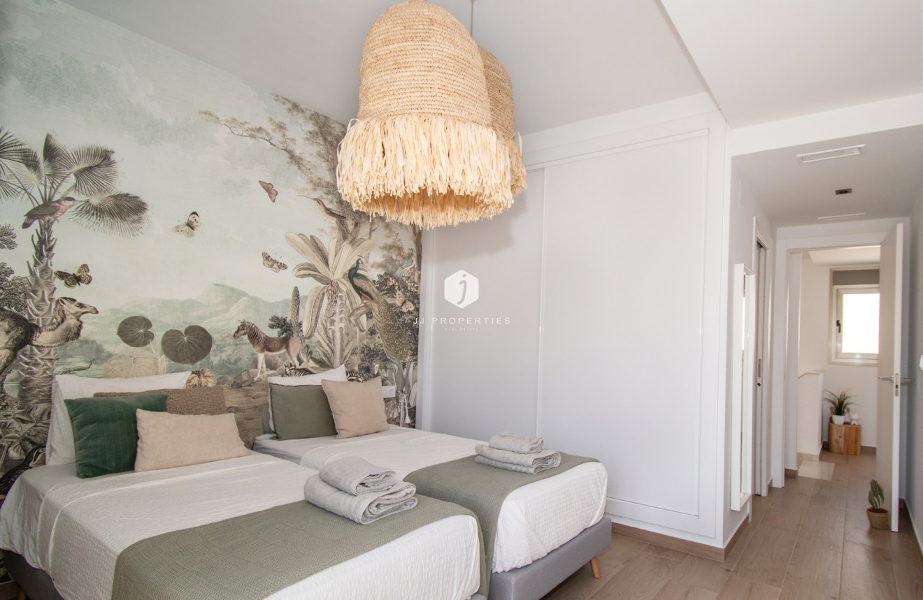 Resale - Villa -
Orihuela Costa - Costa Blanca