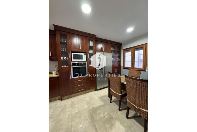 Resale - Apartment / flat -
Torrevieja - Playa del Cura