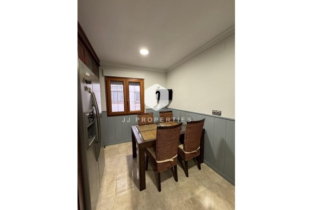 Resale - Apartment / flat -
Torrevieja - Playa del Cura