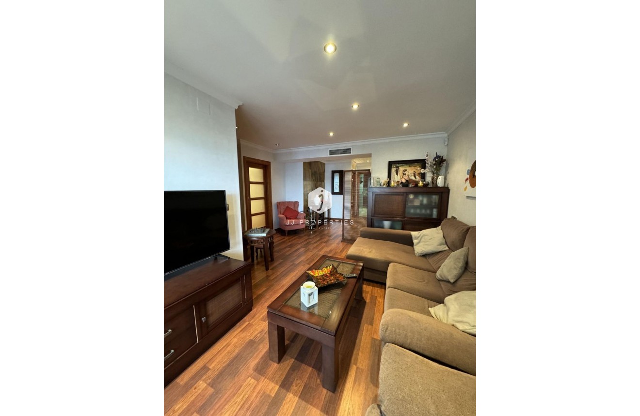 Resale - Apartment / flat -
Torrevieja - Playa del Cura