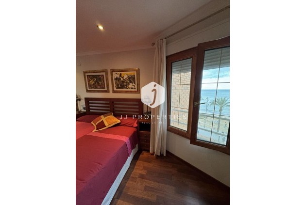 Resale - Apartment / flat -
Torrevieja - Playa del Cura