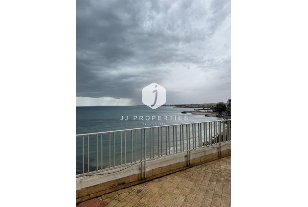 Resale - Apartment / flat -
Torrevieja - Playa del Cura