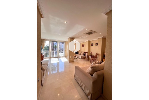 Tweedehands - duplex -
Torrevieja
