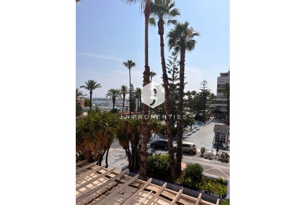 Tweedehands - duplex -
Torrevieja