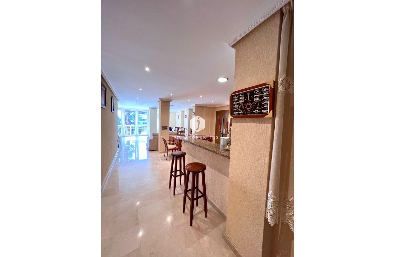 Tweedehands - duplex -
Torrevieja