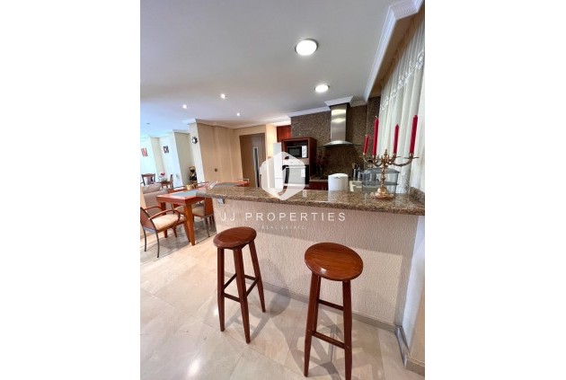 Tweedehands - duplex -
Torrevieja