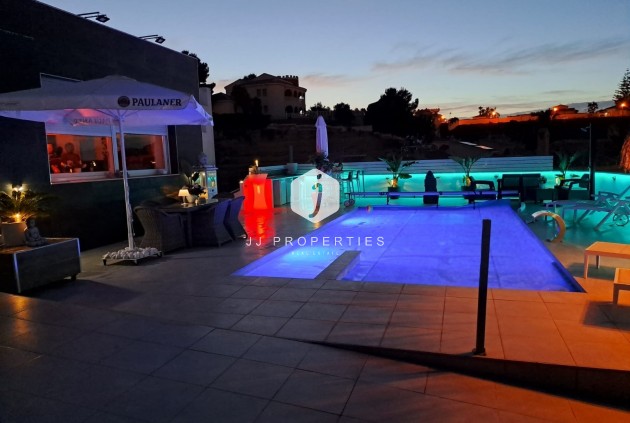 Resale - Villa -
Rojales - Inland