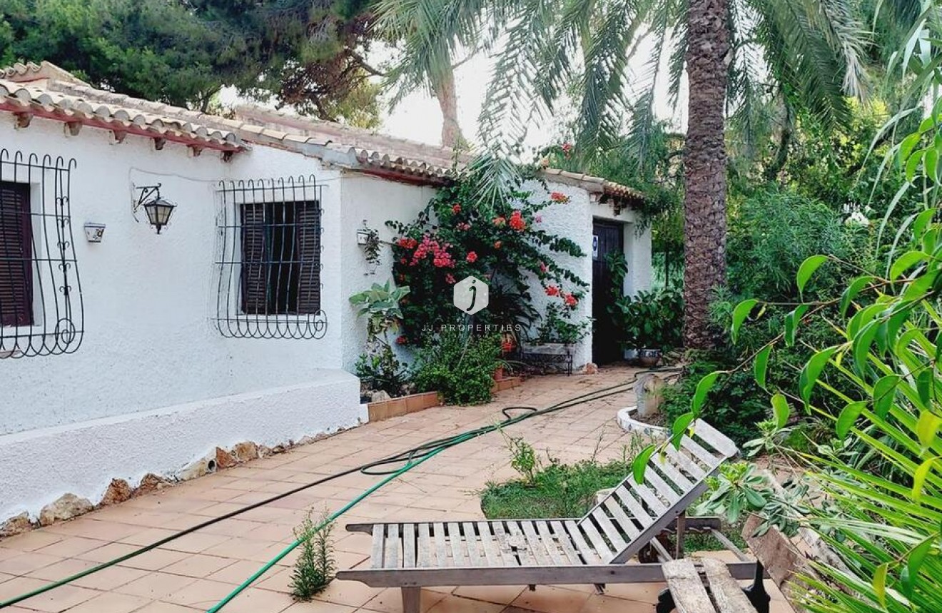 Resale - Villa -
Orihuela Costa - Punta Prima