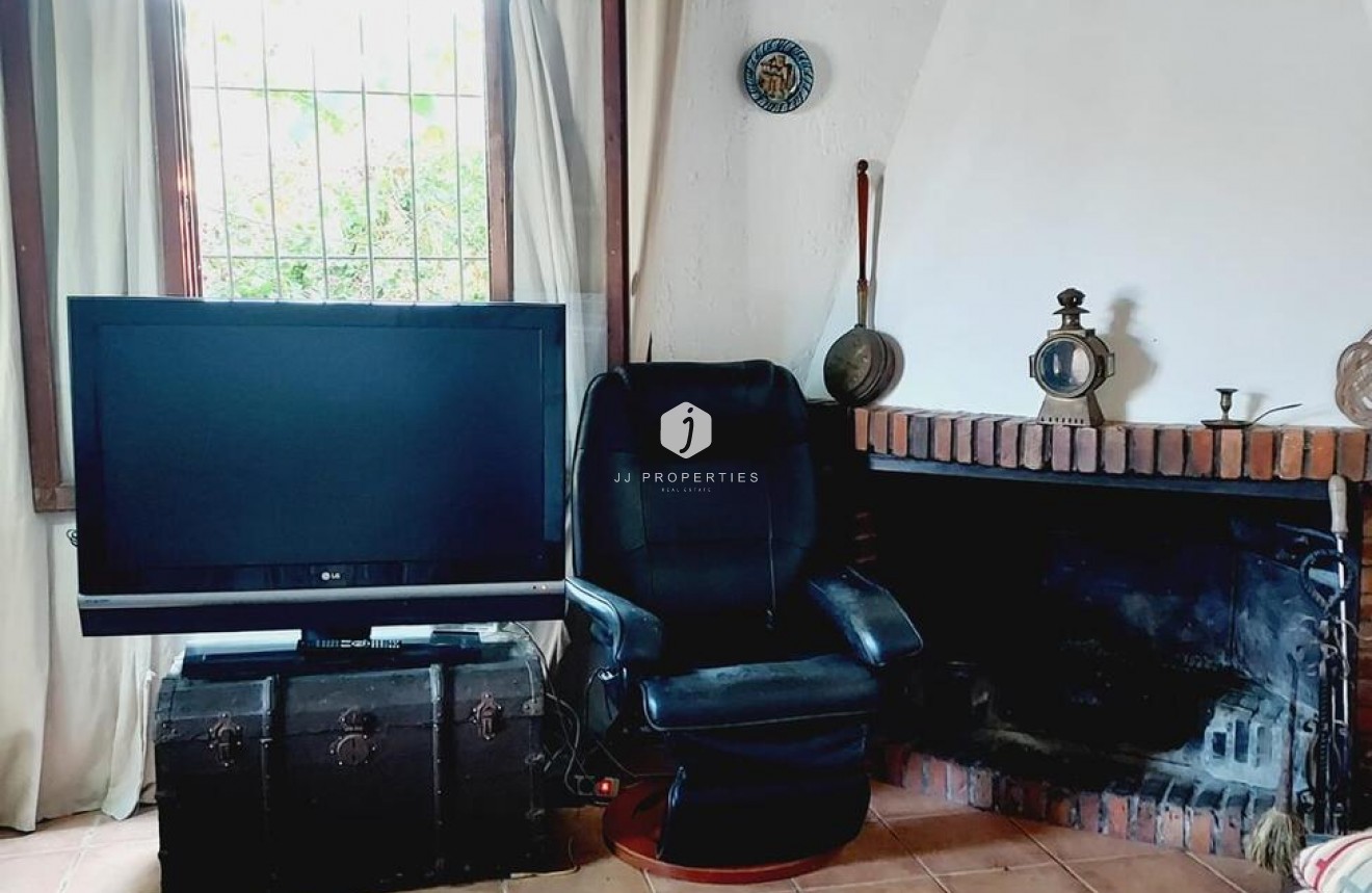 Resale - Villa -
Orihuela Costa - Punta Prima