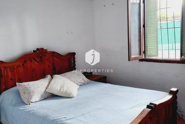 Resale - Villa -
Orihuela Costa - Punta Prima