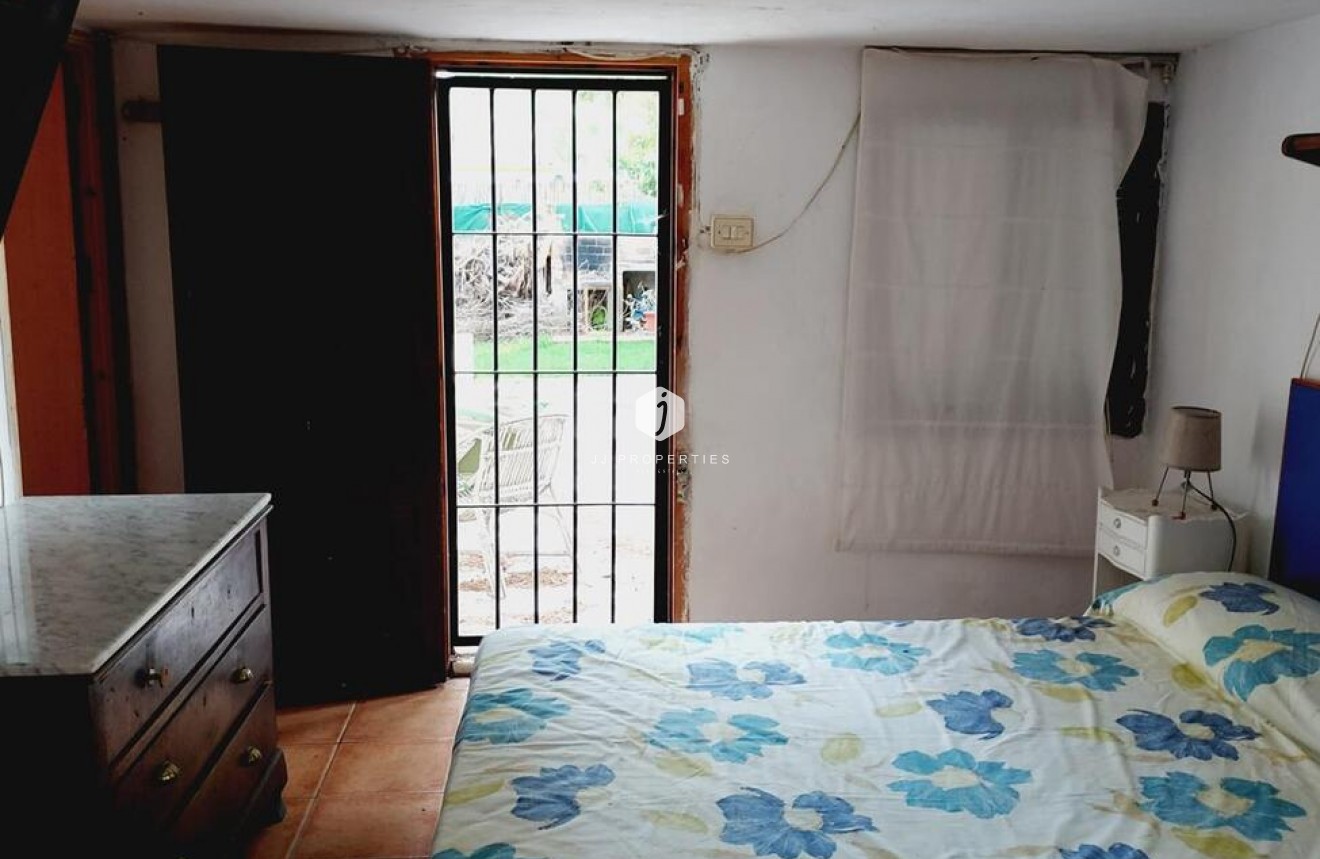 Resale - Villa -
Orihuela Costa - Punta Prima