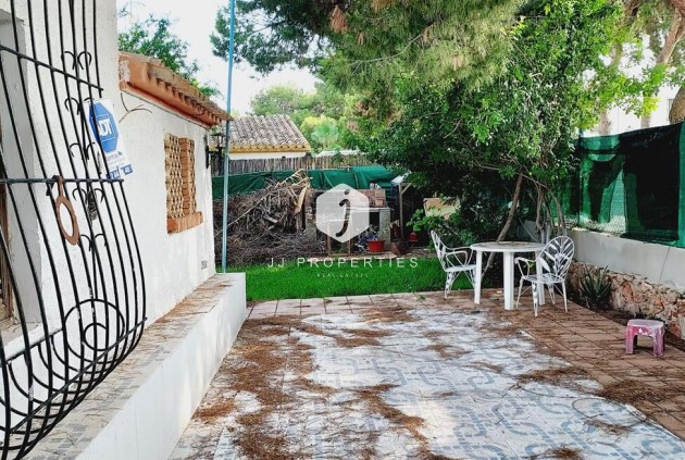 Resale - Villa -
Orihuela Costa - Punta Prima