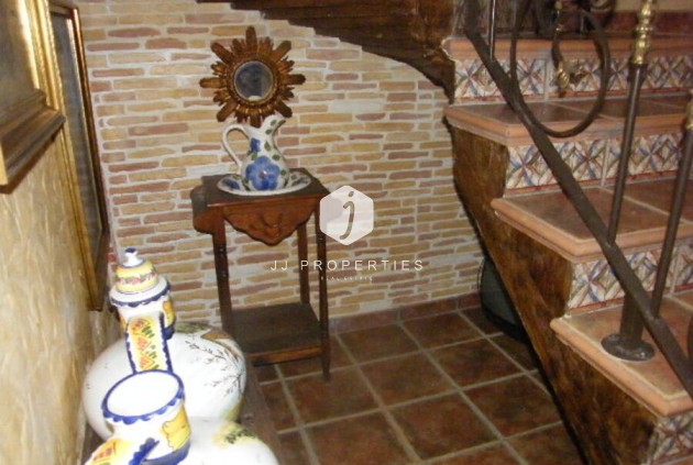 Resale - Chalet -
Daya Nueva - Costa Blanca