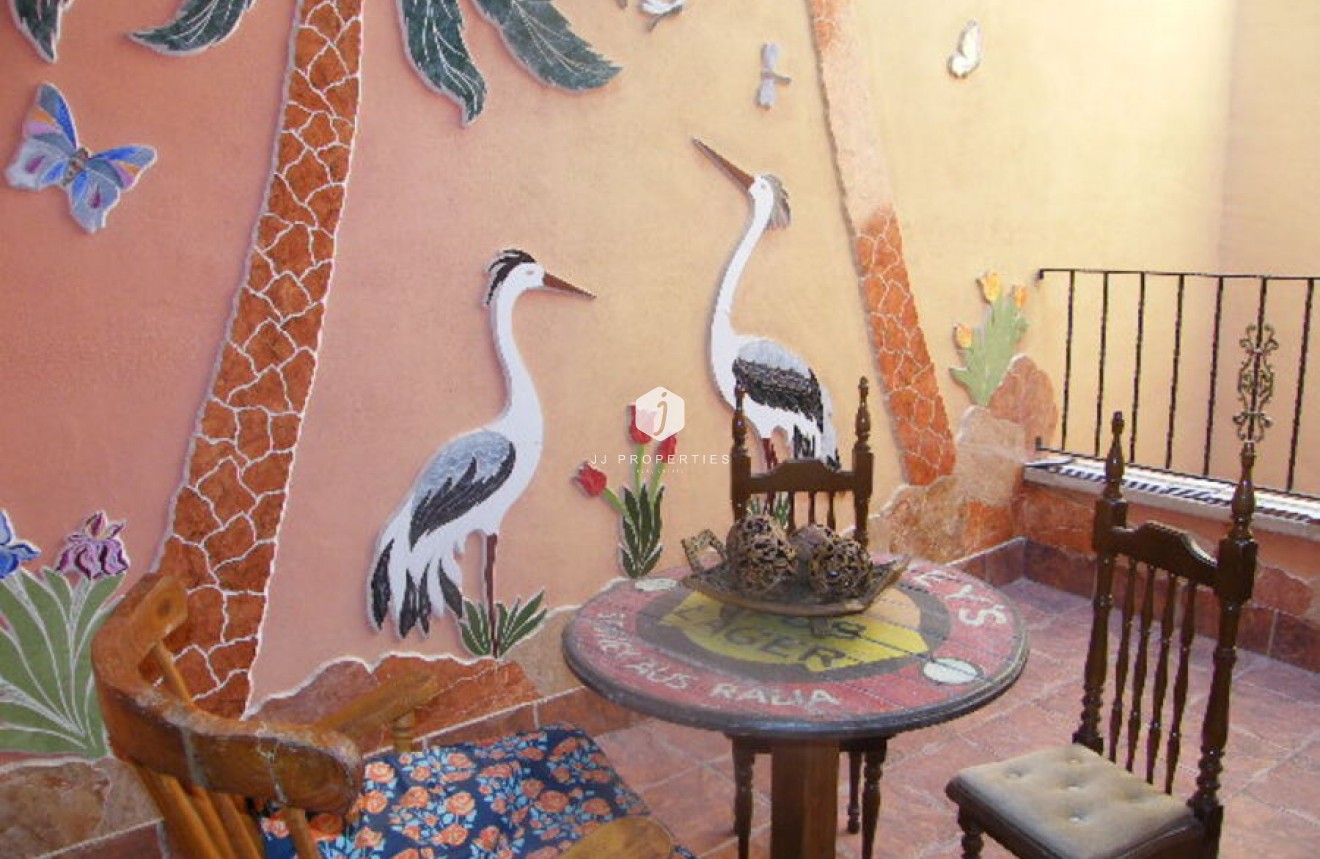 Resale - Chalet -
Daya Nueva - Costa Blanca