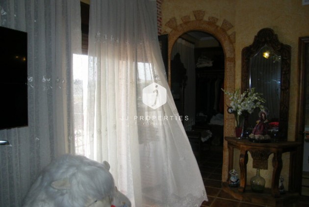 Resale - Chalet -
Daya Nueva - Costa Blanca