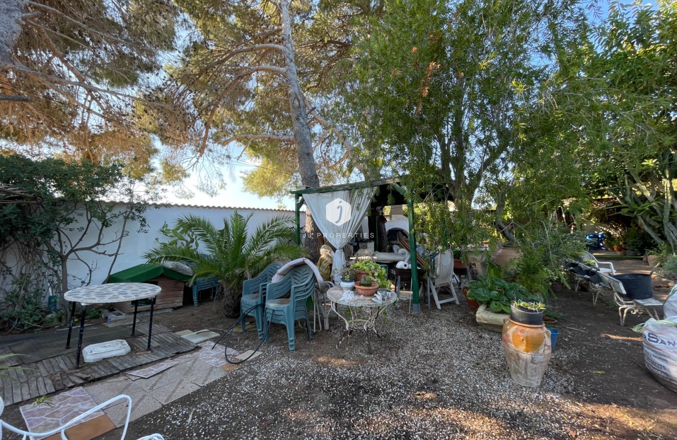Resale - Villa -
Orihuela Costa - Costa Blanca