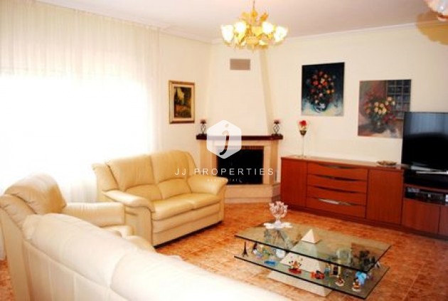 Resale - Villa -
La Zenia - Costa Blanca