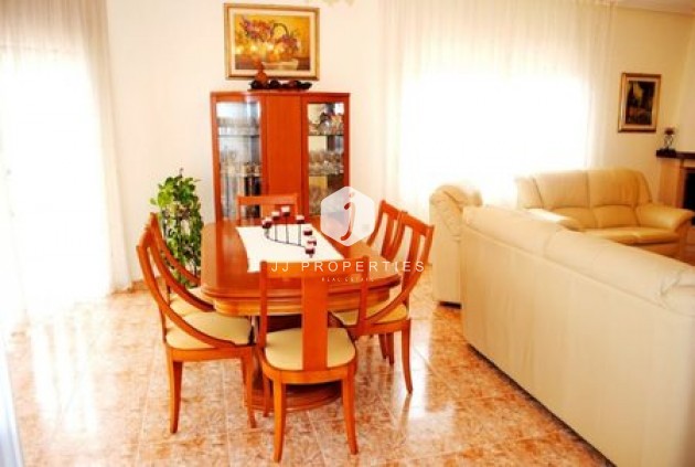 Resale - Villa -
La Zenia - Costa Blanca