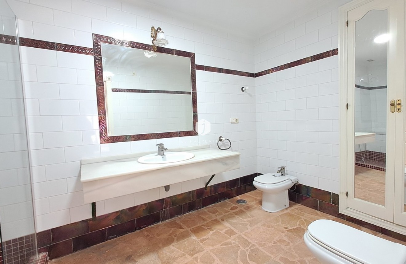 Resale - Apartment / flat -
Torrevieja - Costa Blanca