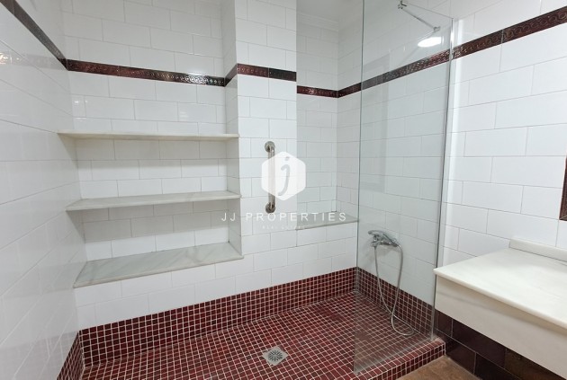 Resale - Apartment / flat -
Torrevieja - Costa Blanca