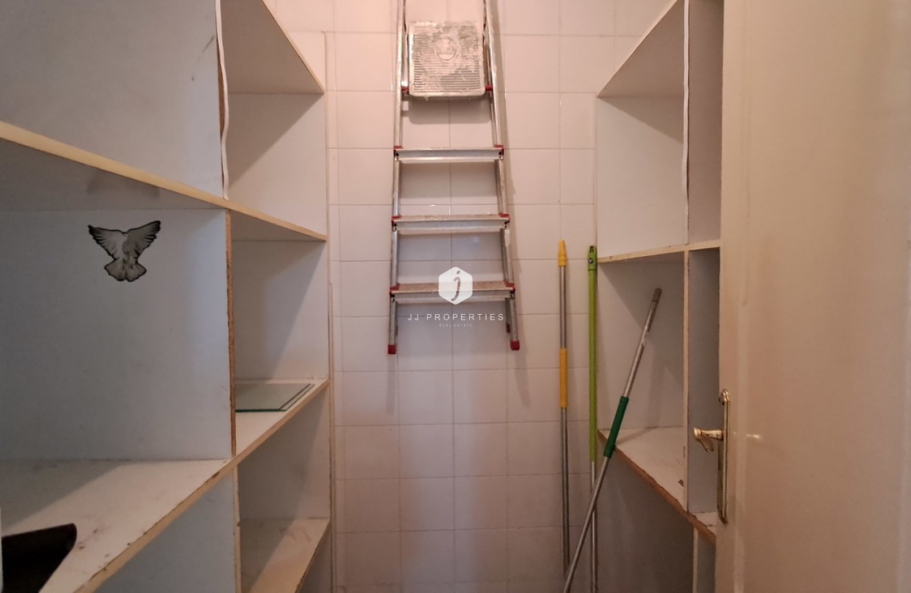 Resale - Apartment / flat -
Torrevieja - Costa Blanca