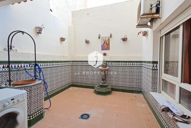 Resale - Apartment / flat -
Torrevieja - Costa Blanca
