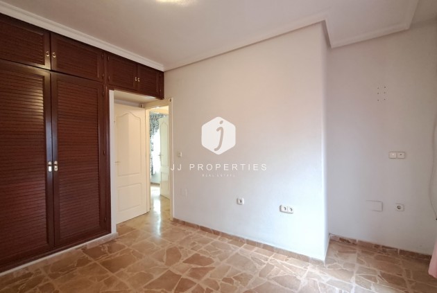 Resale - Apartment / flat -
Torrevieja - Costa Blanca